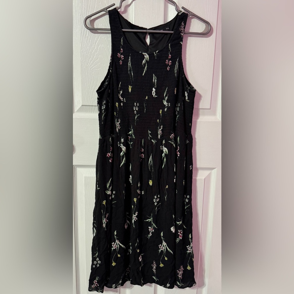 Reitmans Black Textured Sleeveless Top